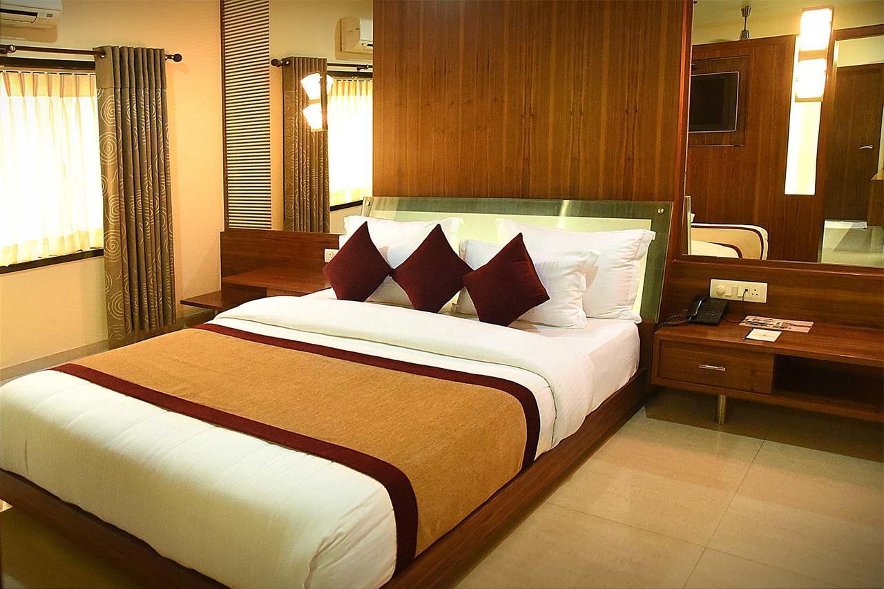 Hotel Fortune Palace Jāmnagar 외부 사진