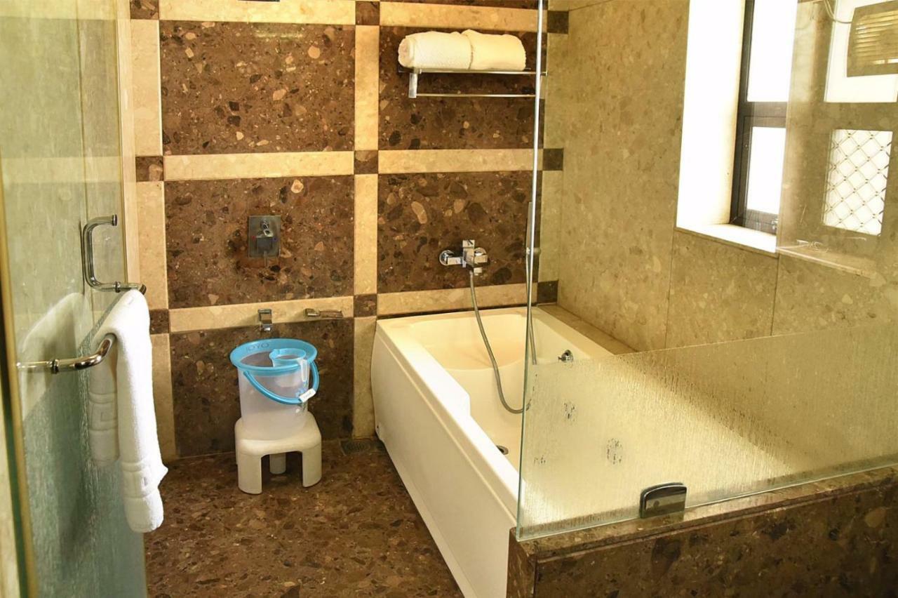 Hotel Fortune Palace Jāmnagar 외부 사진